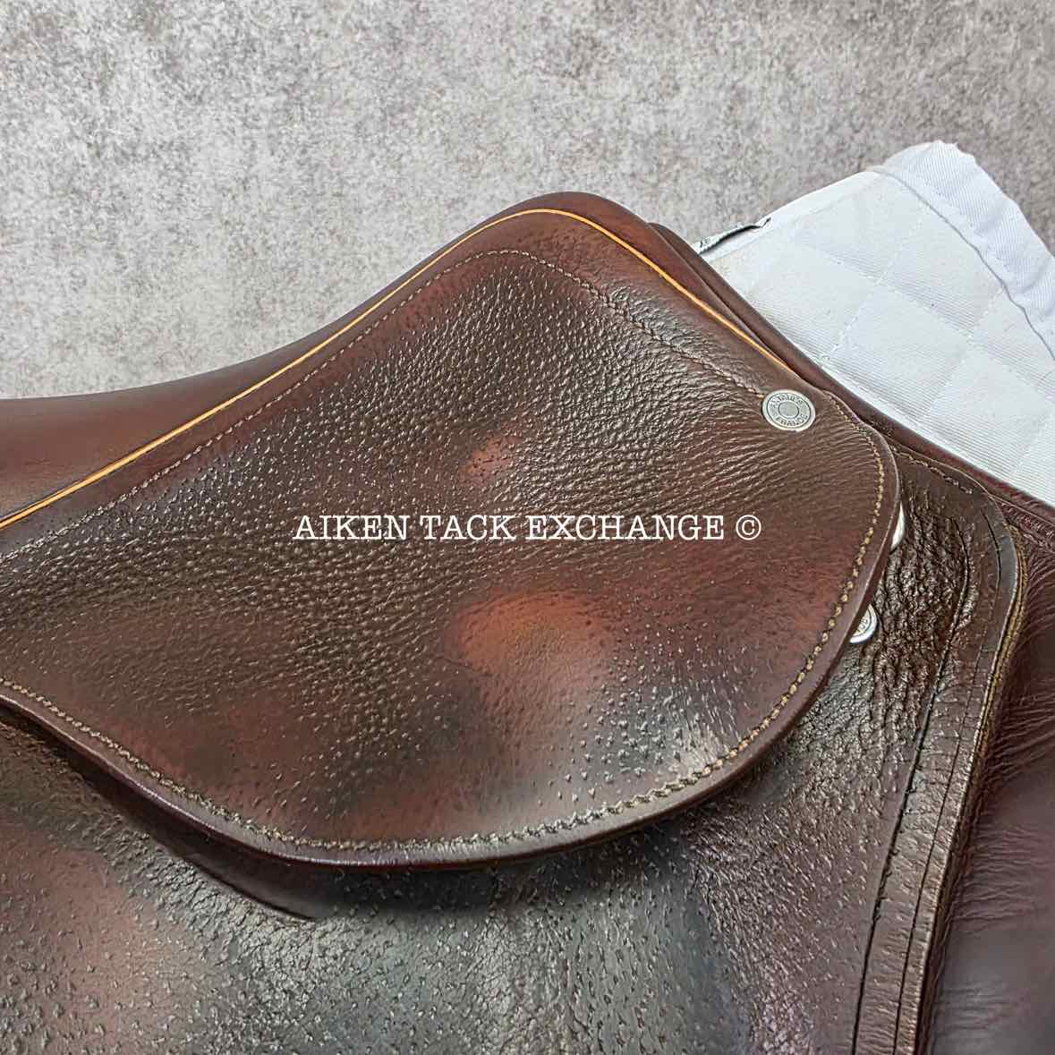 2012 Antares Close Contact Jump Saddle, 18" Seat, 4A Flap, Medium Tree, Foam Panels