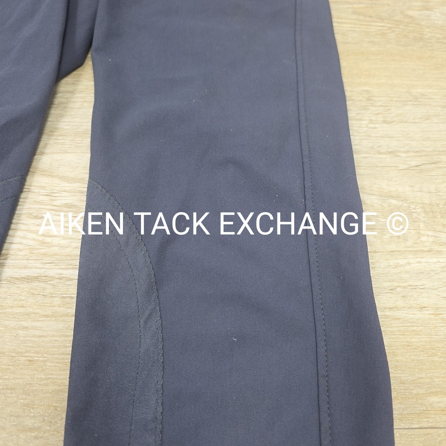 Tailored Sportsman Trophy Hunter Knee Patch Breeches, Size 26