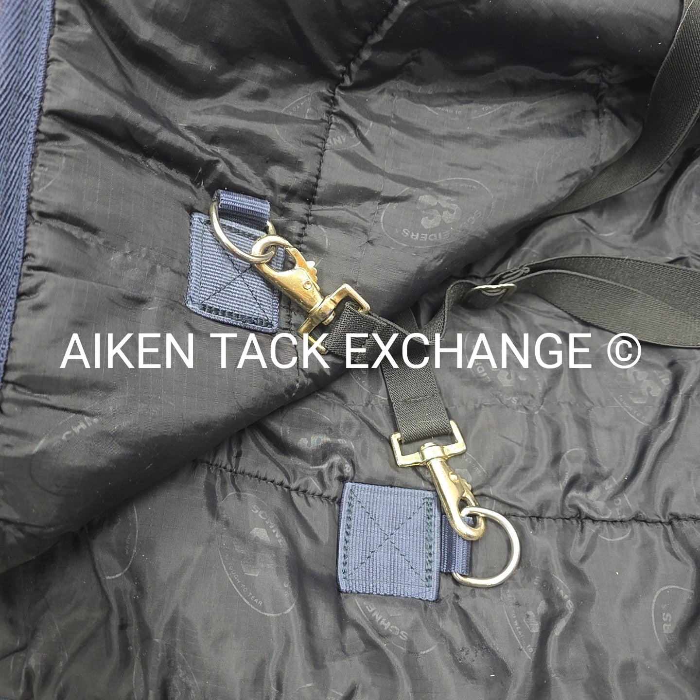 Schneiders Medium Weight Turnout Blanket, 72"