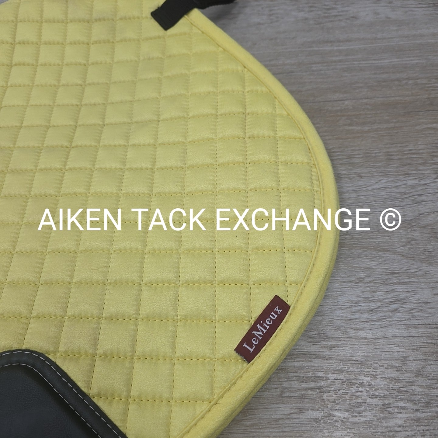 LeMieux Close Contact Square Saddle Pad, Large