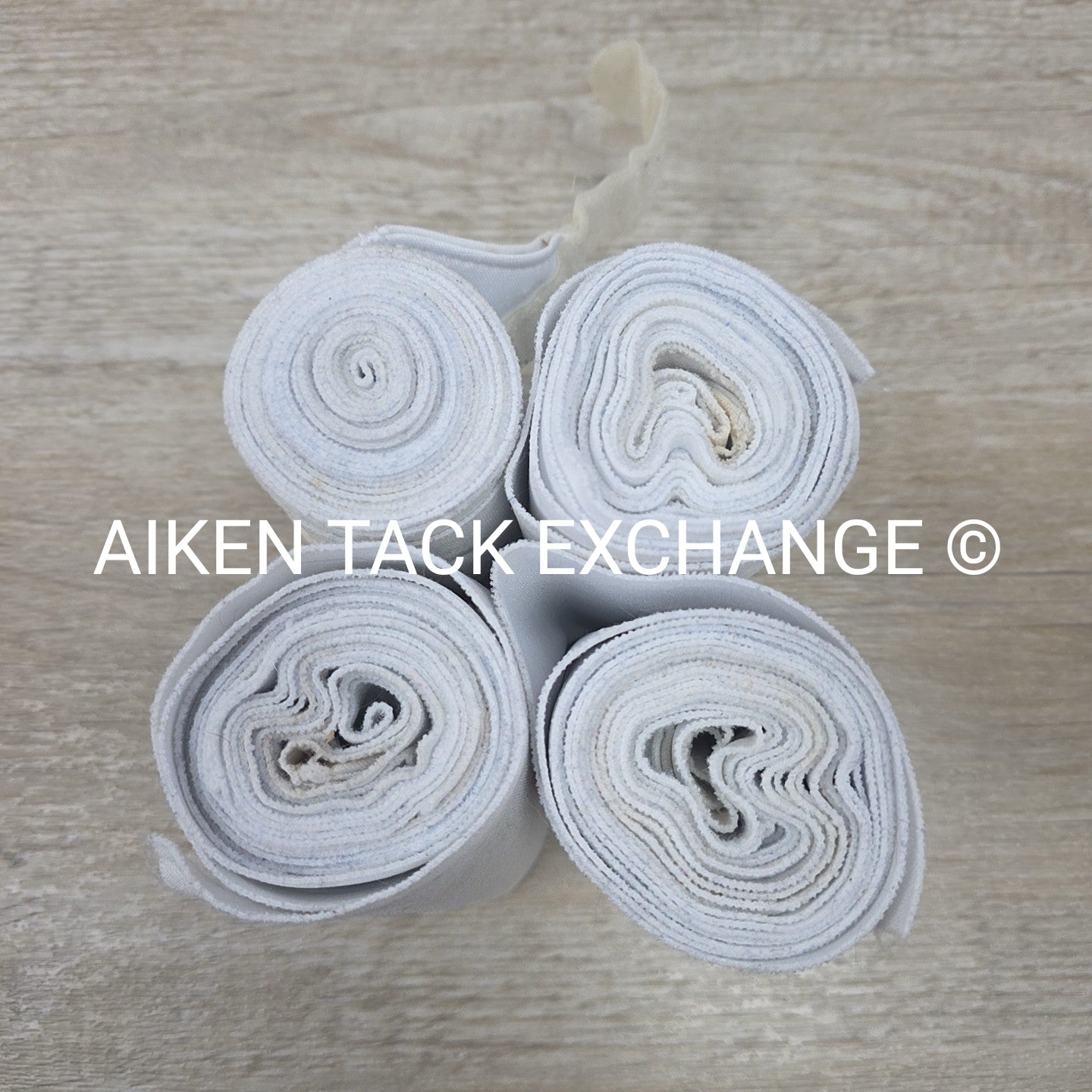 Standing Bandages, Set of 4