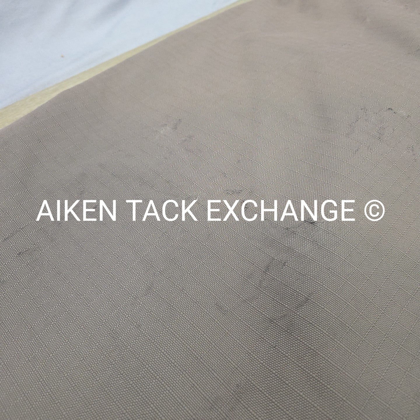 Weatherbeeta 0g fil Standard Neck 1200D Turnout Blanket 81"