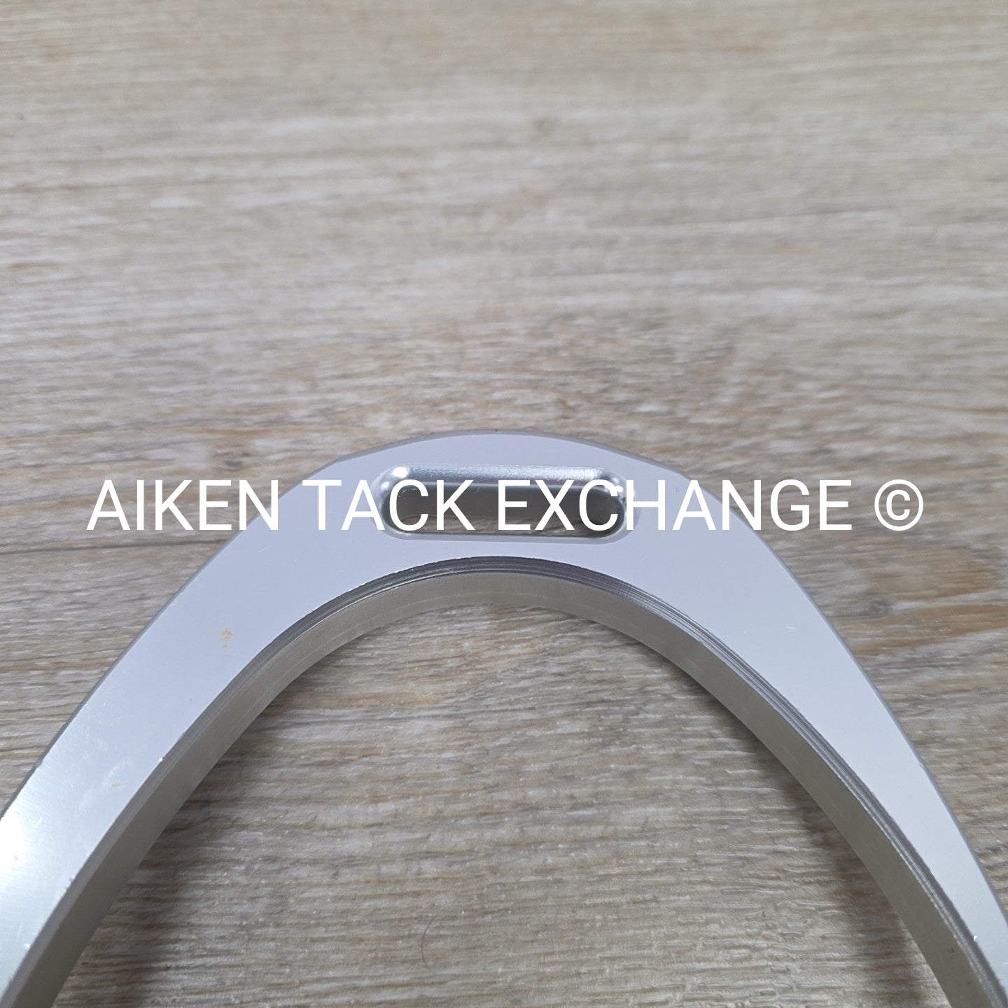 Stubben Maxi Grip Aluminum Stirrup Irons, 4.75"