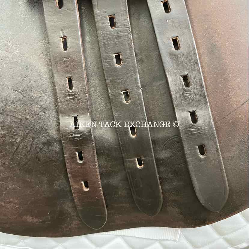 HDR Pro A/O Close Contact Jump Saddle, 17.5" Seat, M/MW Tree, Foam Panels