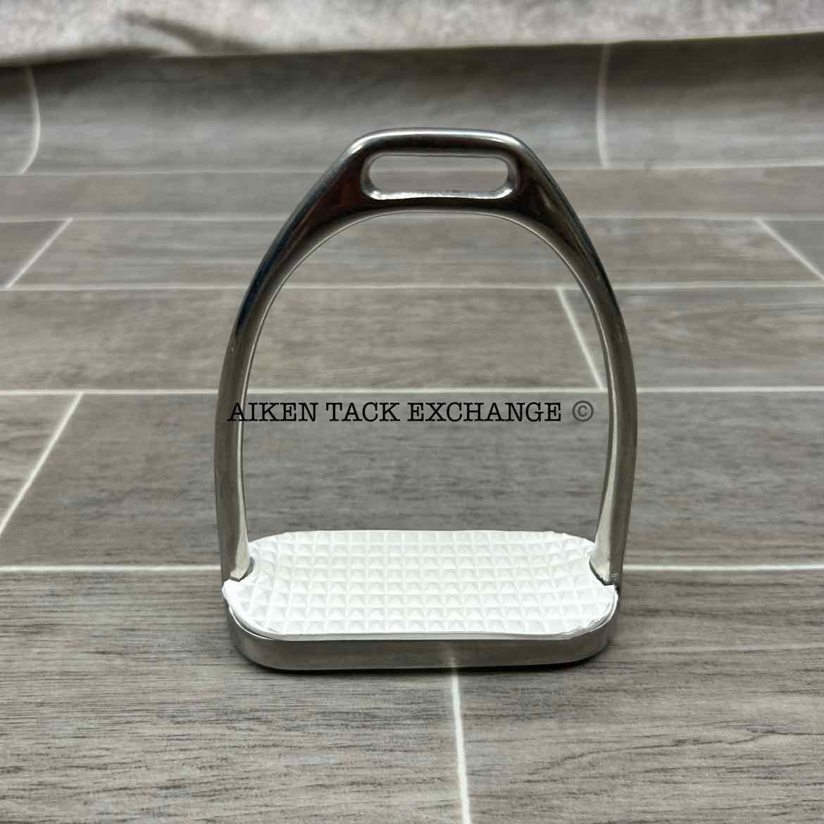 Fillis Stirrup Irons 4.25"