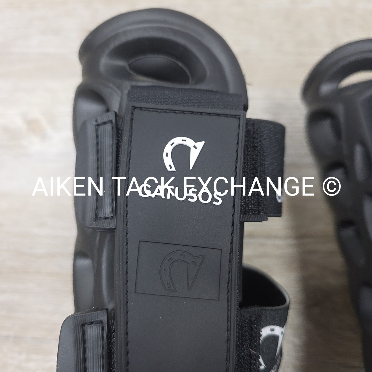 Gatusos Front Air Boots, Black, Size Large