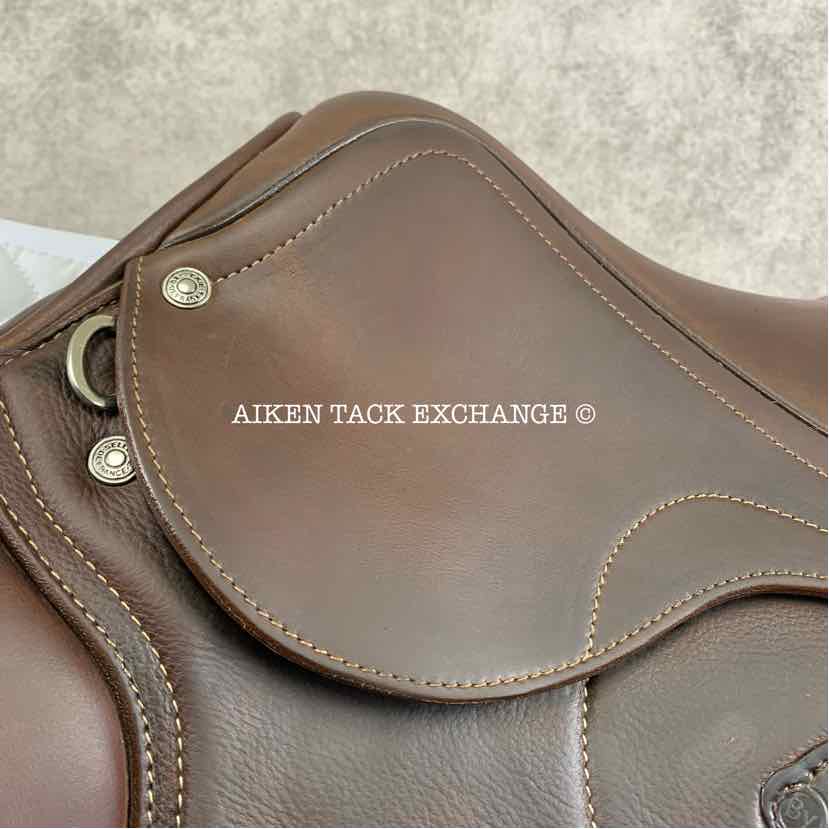 **SOLD** 2021 Antares Signature Skylla Close Contact Jump Saddle, 17.5" Seat, 3A Flap, Medium Tree, Foam Pro Panels