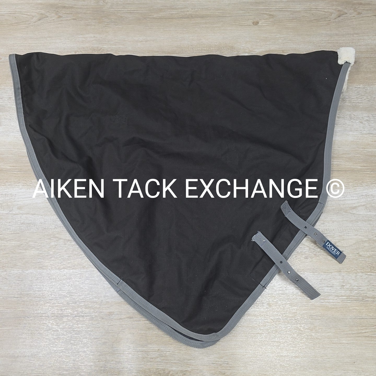 Dover Saddlery Riders International 0 G Fill Neck Cover, Size Large