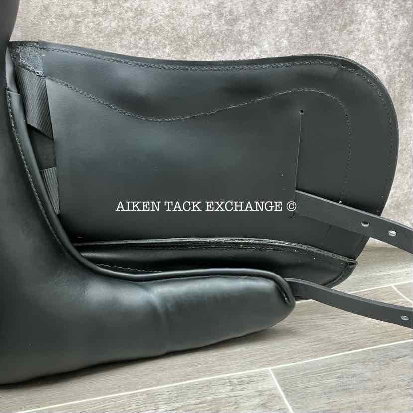 2017 Custom Saddlery Advantage Monoflap Dressage Saddle, 17.5" Seat, Adjustable Tree, Wool Flocked Panels