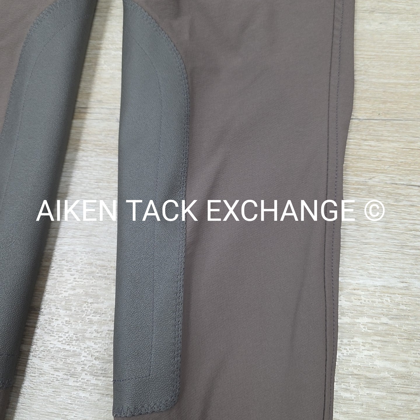 Kerrits Cross Over Knee Patch Breeches, Size Medium