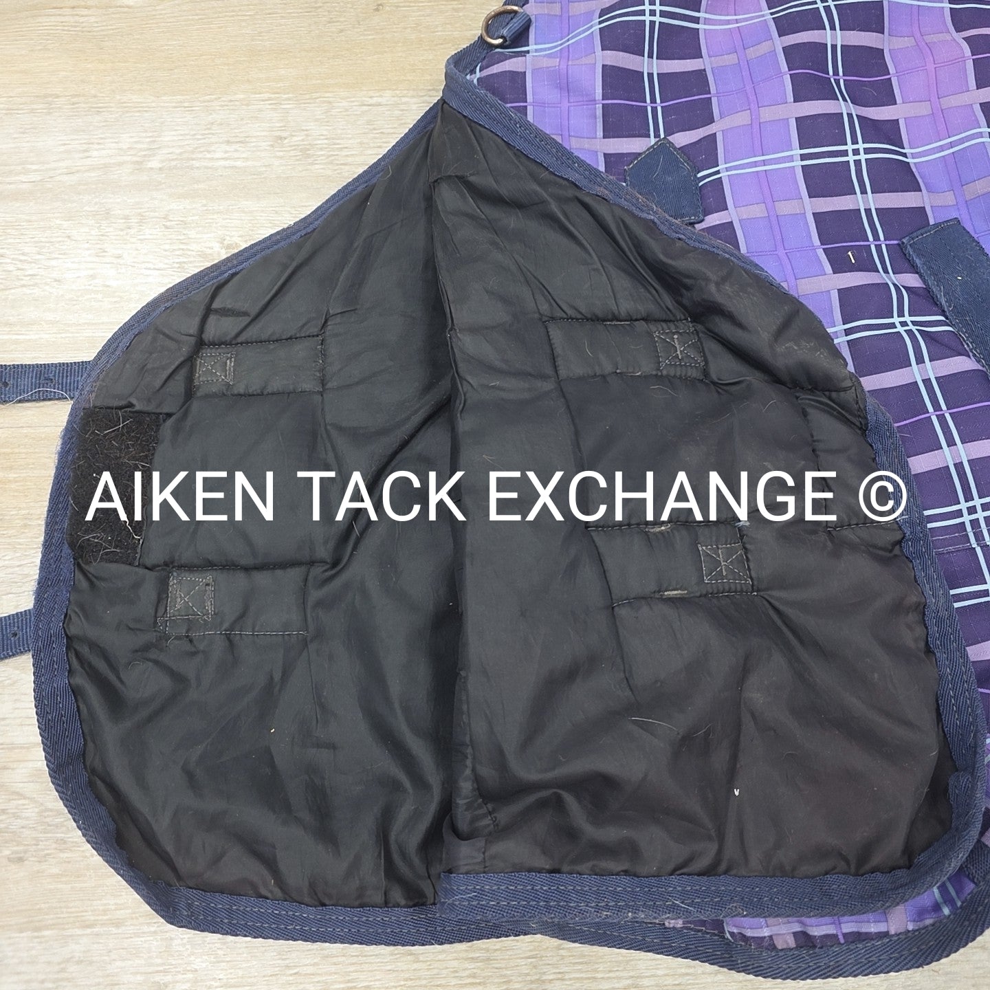 Schneiders Medium Weight Turnout Blanket, 72"