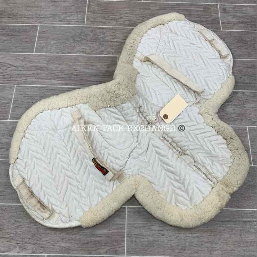 Fleeceworks Sheepskin Contour Saddle Pad