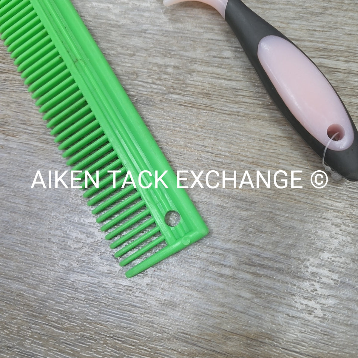 BARGAIN BUNDLE: 2 Combs & 1 Brush