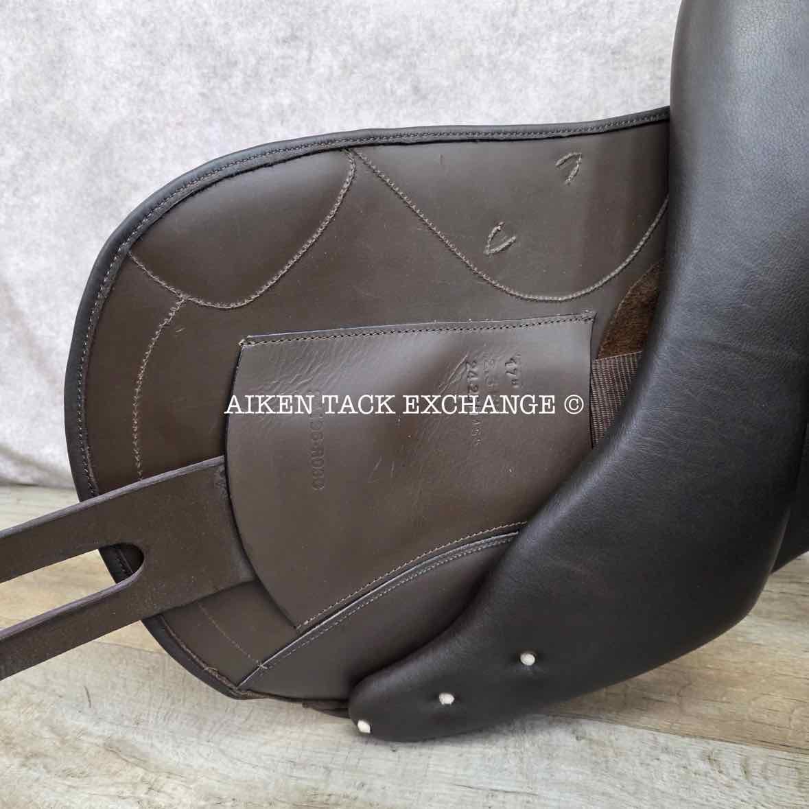 HDR - Henri de Rivel Phoenix IGP Monoflap Jump Saddle, 17" Seat, Adjustable Tree - Changeable Gullet, Foam Panels