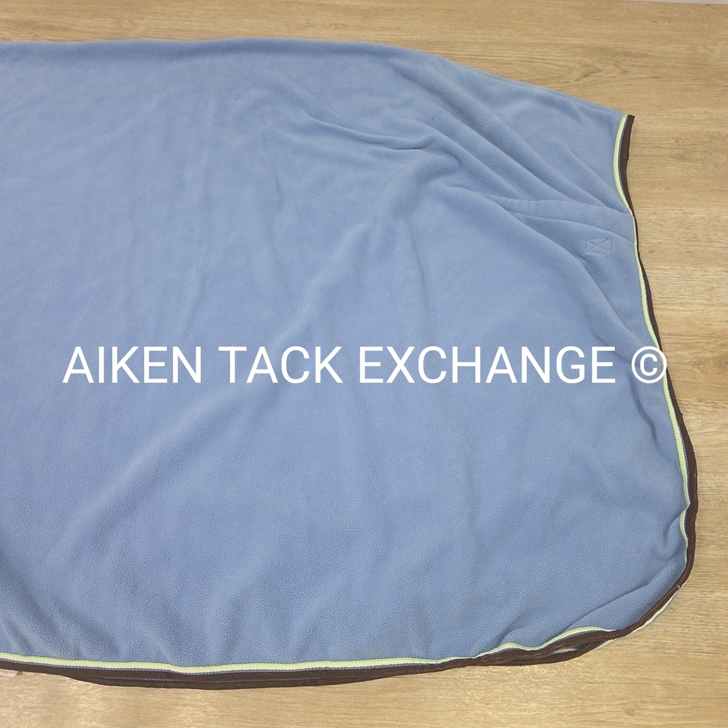 Eskadron Velcro Front Closure Fleece Cooler, Size Medium (73")