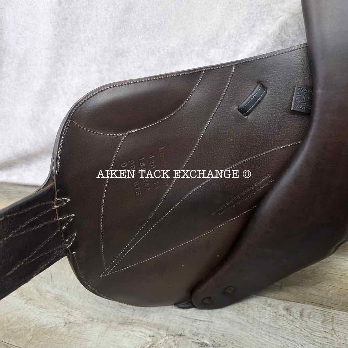 2014 Voltaire Lexington Monoflap Jump Saddle, 18.5" Seat, 3AA Flap, Medium Wide Tree, Foam FIN Panels