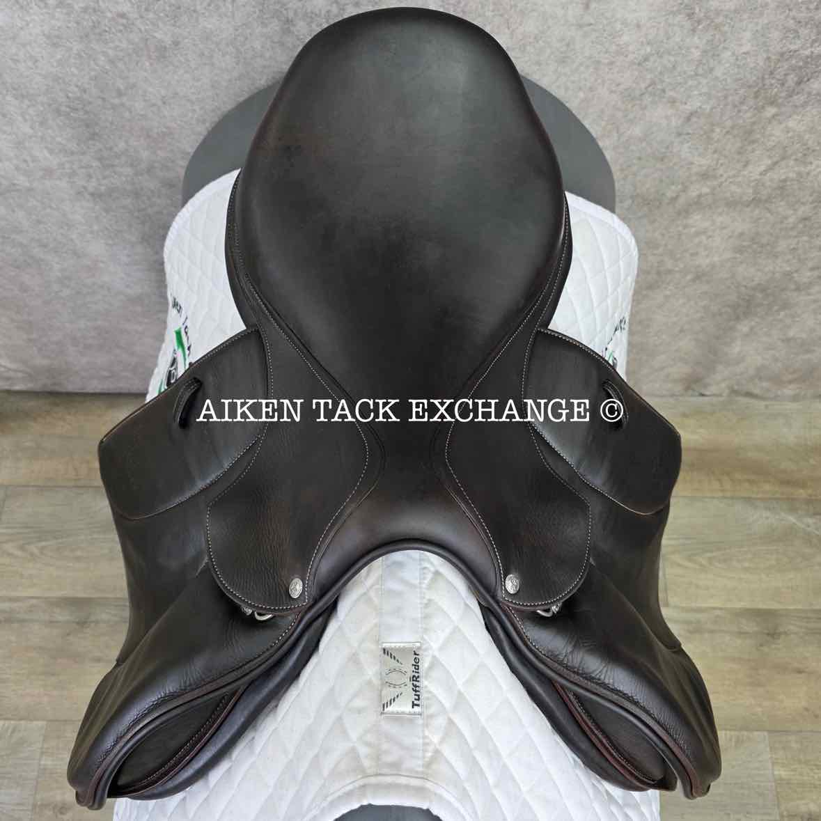 2015 Voltaire Stuttgart Jump Saddle, 17.5" Seat, 3AA Flap, Medium Wide Tree, PRO Panels, Full Buffalo Leather