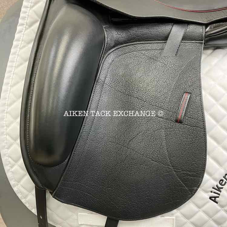 2021 Custom Saddlery Icon Coda W Monoflap Dressage Saddle, 17.5" Seat, Adjustable Tree, Wool Flocked Panels