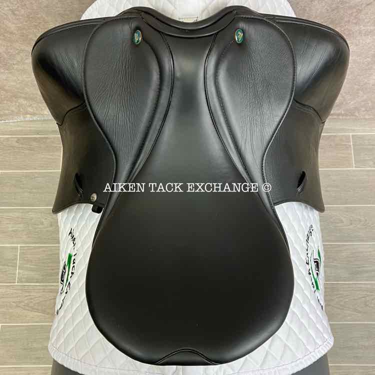 **On Trial** 2022 Prestige Lucky Idol Dressage Saddle, 16" Seat, Short Flap, 33 Tree - Medium, Wool Flocked Panels