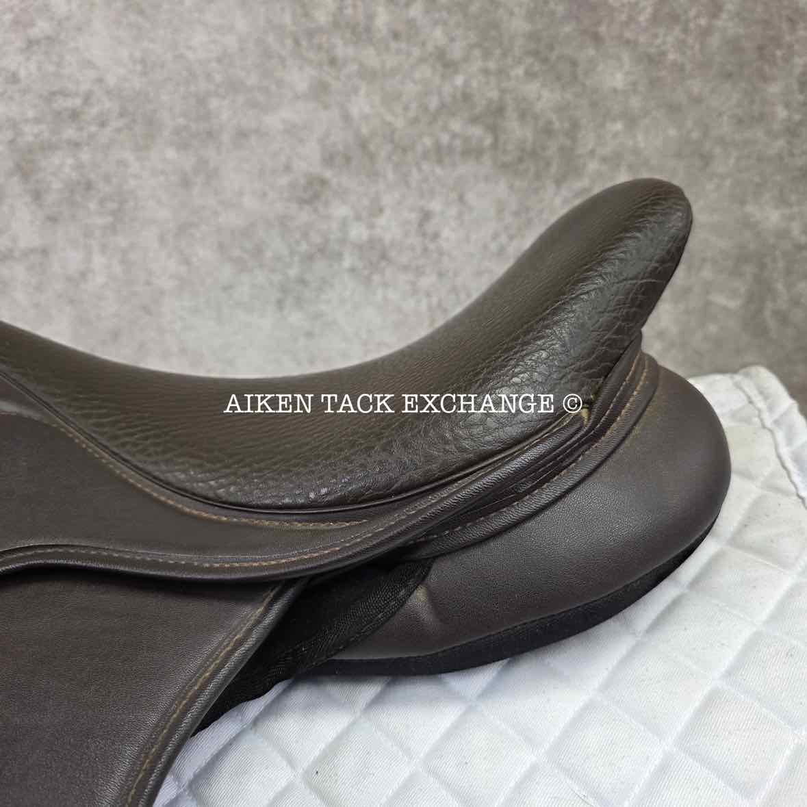 Dover Synthetic ProRide Close Contact Jump Saddle, 16.5" Seat, Medium Tree, Wool Flocked Panels