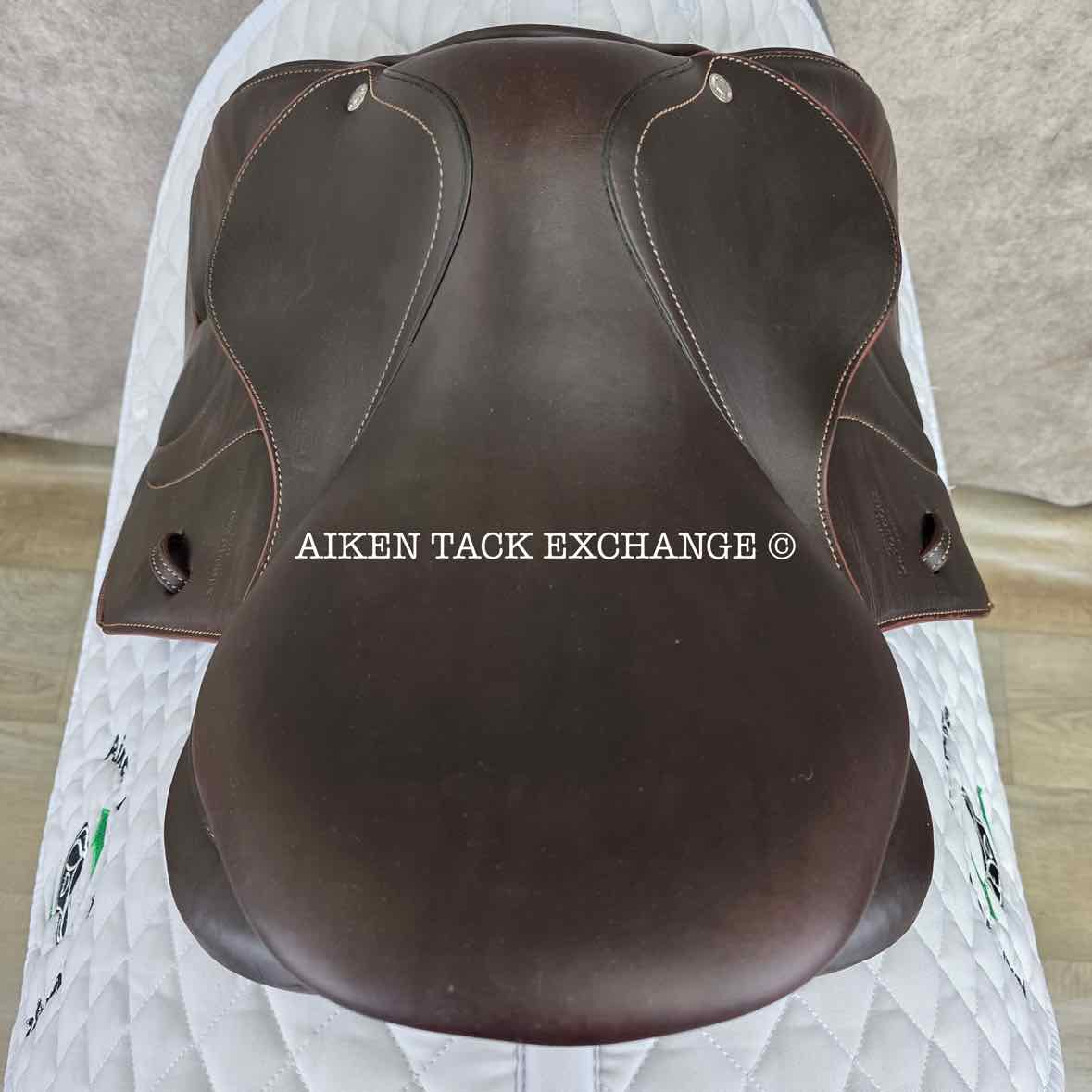2022 Devoucoux Biarritz K Close Contact Jump Saddle, 15" Seat, 00K Flap, MW Tree, D3D Panels, Full Buffalo Leather