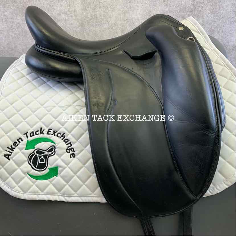 2016 Devoucoux Makila Lab Monoflap Dressage Saddle, 18" Seat, 3A Flap, Medium Wide Tree, Foam D3D Panels, Buffalo Leather