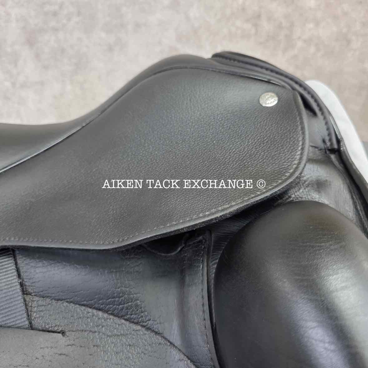 2014 Custom Saddlery Icon Star Monoflap Dressage Saddle, 18" Seat, Adjustable Tree, Wool Flocked Panels
