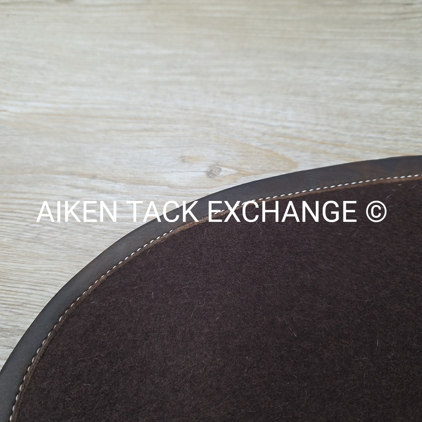 Voltaire Leather & Felt Half Pad, Size Large