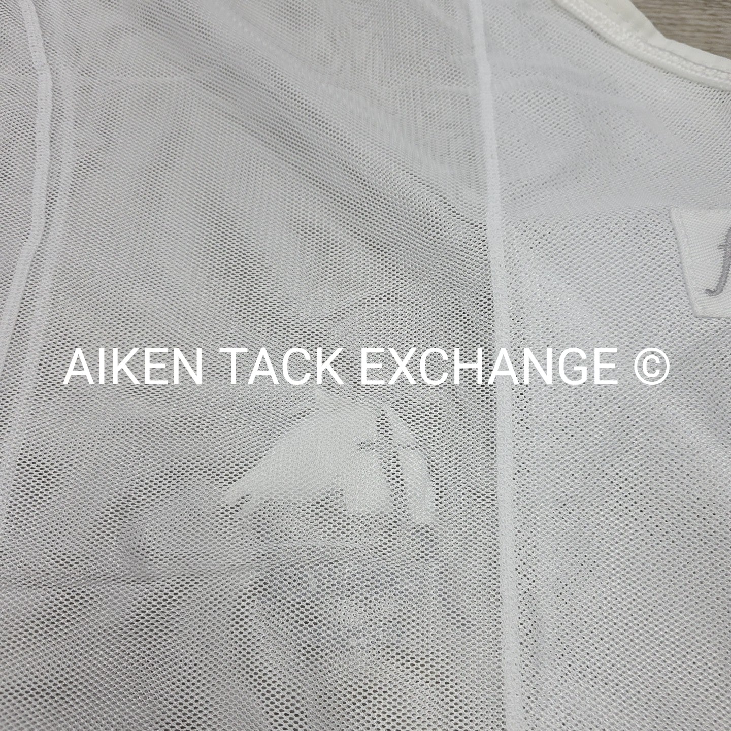Fenwick Equestrian BodyGuard Mesh Cooler, White (has some marks) 62"