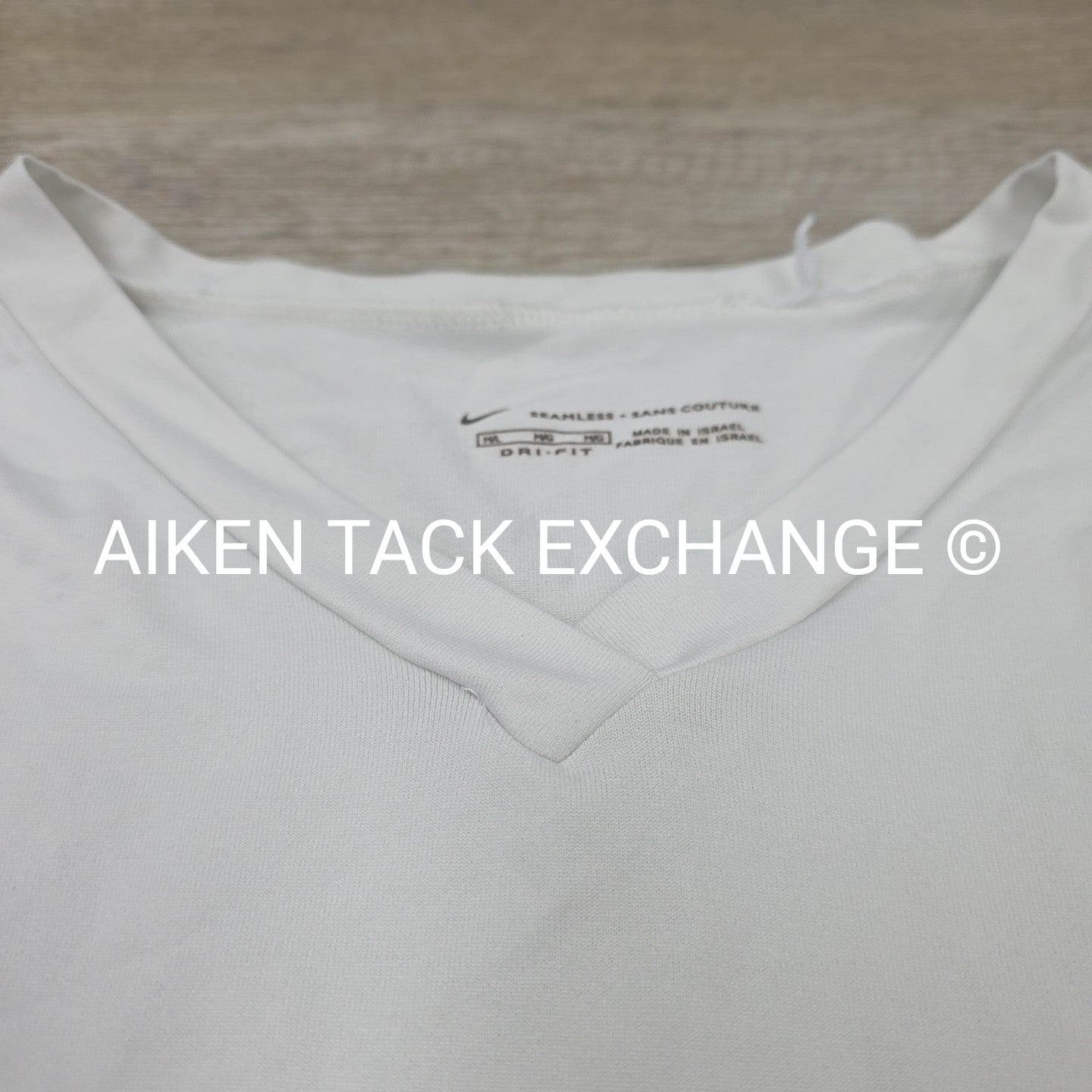 Nike Seamless Dri-Fit Long Sleeve Top, Size Medium