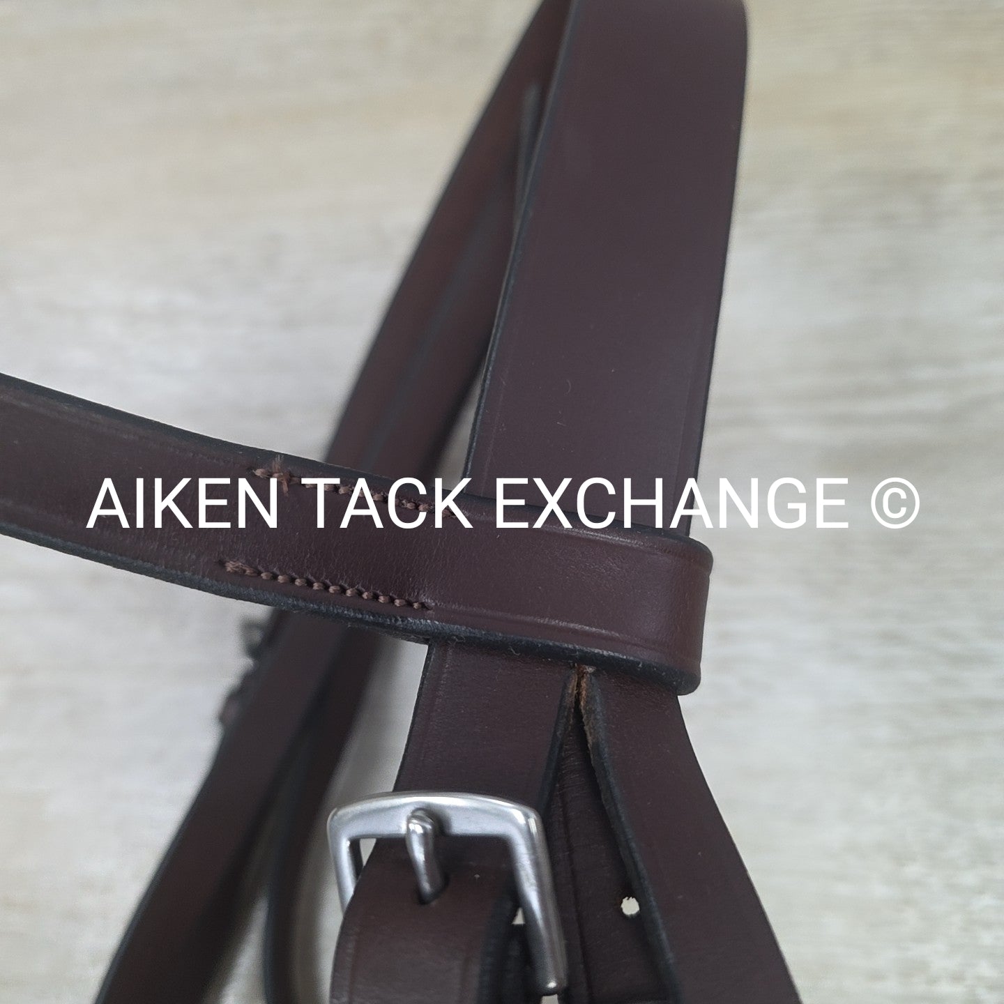 KL Select Foxwell Flat Hunt Bridle with Matching Laced Reins, Brown, Size Full