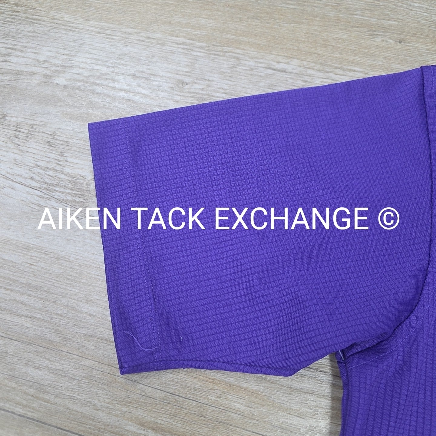 HITS Ocala Winter Circuit Short Sleeve Polo Top, Size Small