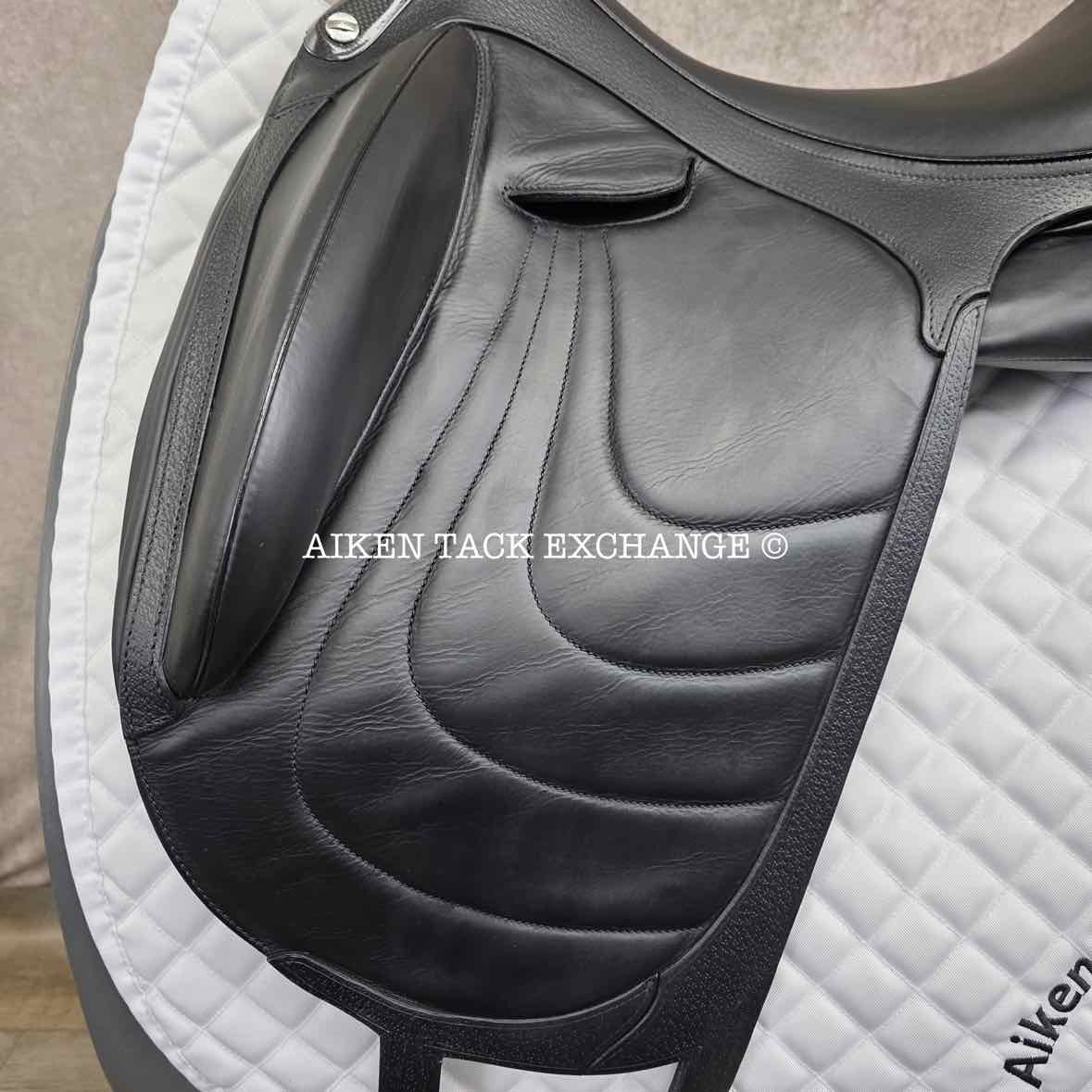 2019 Devoucoux Makila Harmonie Monoflap Dressage Saddle, 18.5" Seat - 004, 2A Flap, Dynamick Tree - Medium, D3D Panels, Full Buffalo Leather