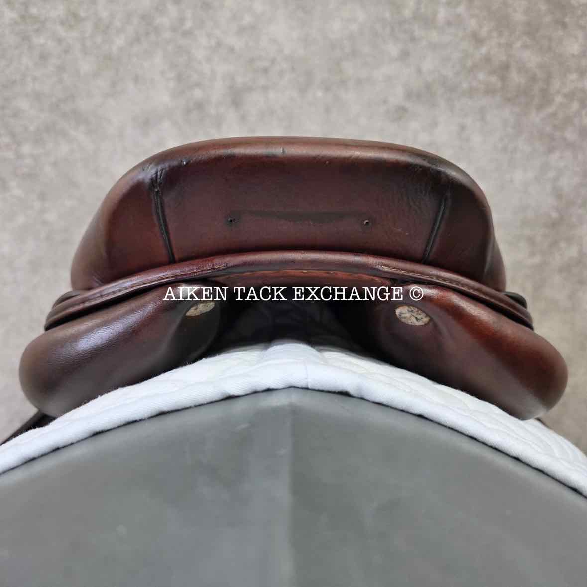 2016 CWD SE03 Close Contact Jump Saddle, 17" Seat, 2L Flap, Medium Wide Tree, Foam Panels