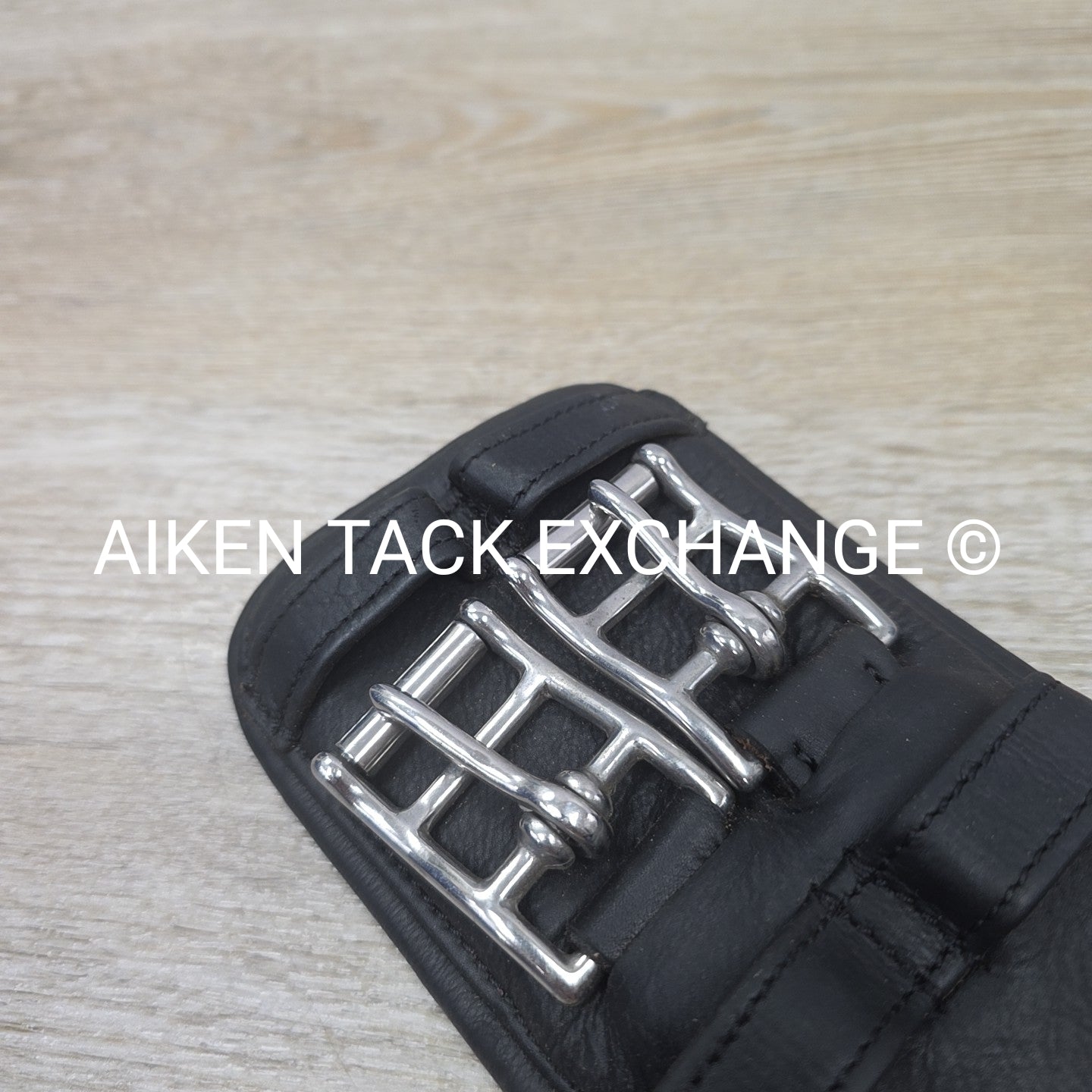 HKM Premium Contour Dressage Girth, Black, 24"
