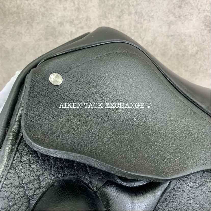 2017 Custom Saddlery Laguna XR Monoflap Dressage Saddle, 18" Seat, Adjustable Tree, Wool Flocked Panels