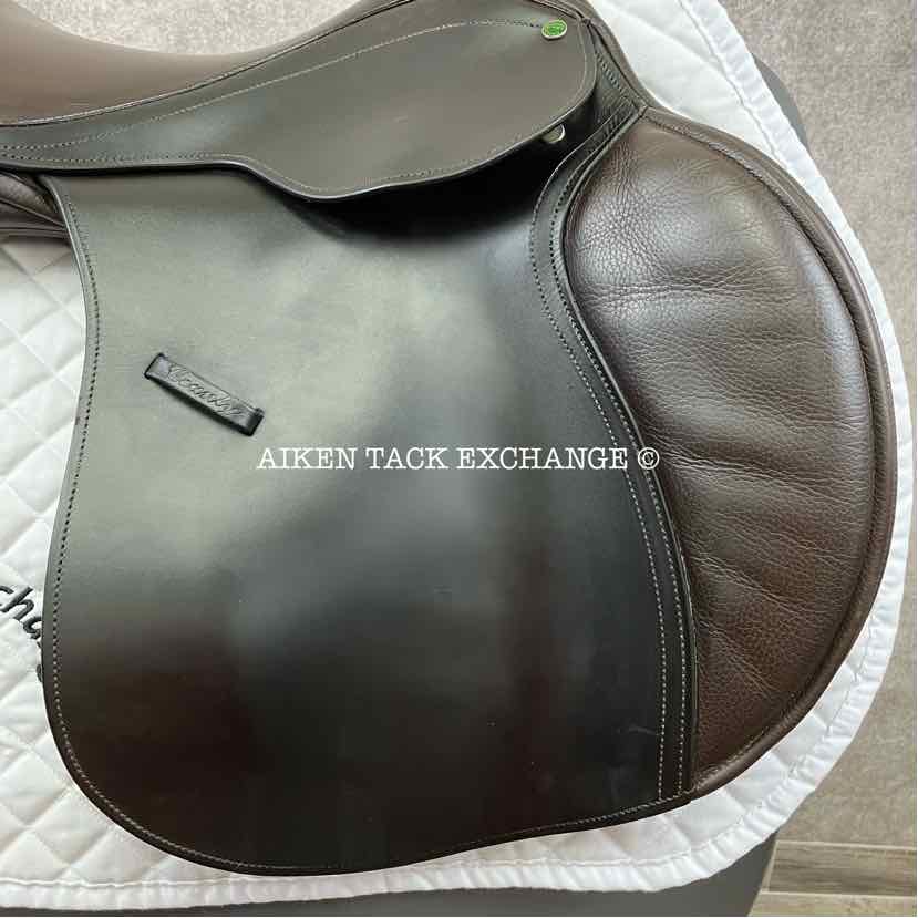 2012 County Conquest Jump Saddle, 18" Seat, Extra Wide Tree, Wool Flocked Panels