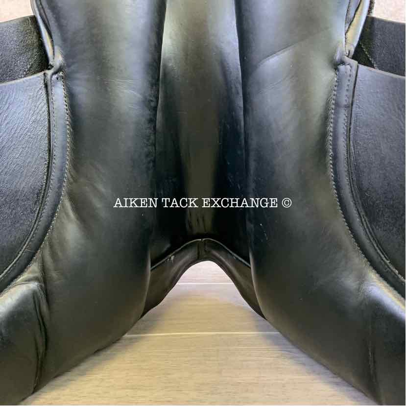 2008 Custom Saddlery Wolfgang Solo Dressage Saddle, 17.5" Seat, Adjustable Tree, Wool Flocked Panels, Buffalo Leather