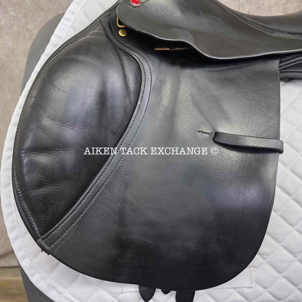 **SOLD** 2001 Albion Kontrol Close Contact Jump Saddle, 17.5" Seat, Medium Narrow Tree, Wool Flocked Panels