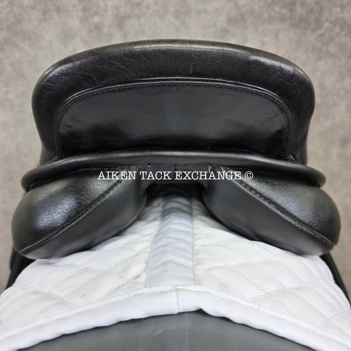 Anky Dressage Saddle, 17" Seat, Medium Wide Tree, Wool Flocked Panels
