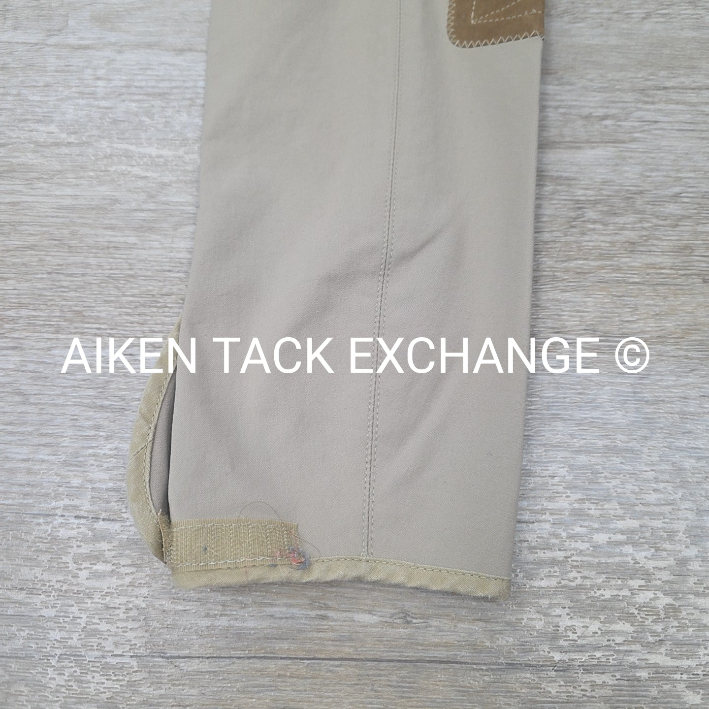 Tailored Sportsman Trophy Hunter Knee Patch Breeches, Size 30 L