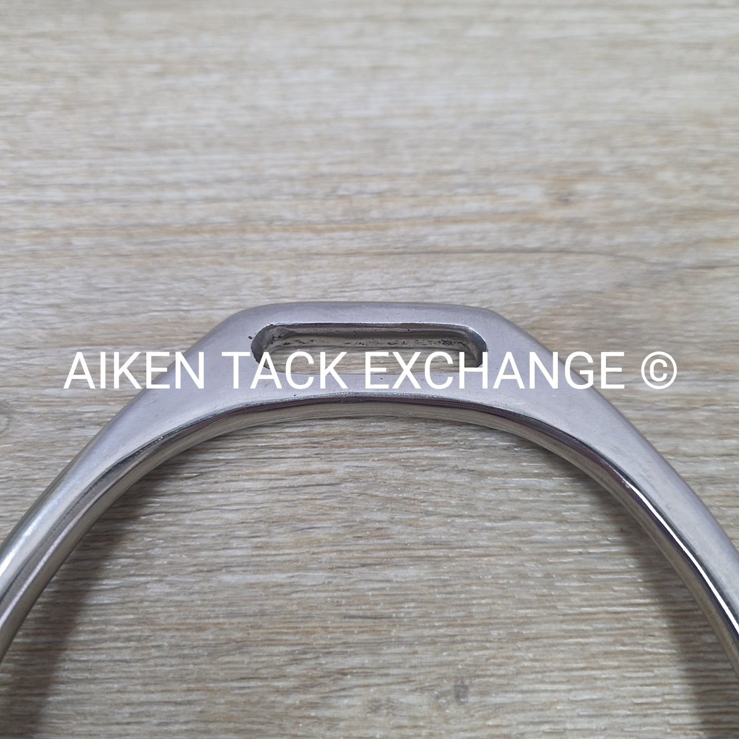 Fillis Stirrup Irons, Size 4.5" (No Pads)