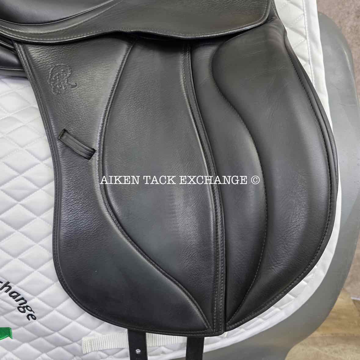 2015 MacRider Lexington Dressage Saddle, 17.5" Seat, Medium Tree, Wool Flocked Panels