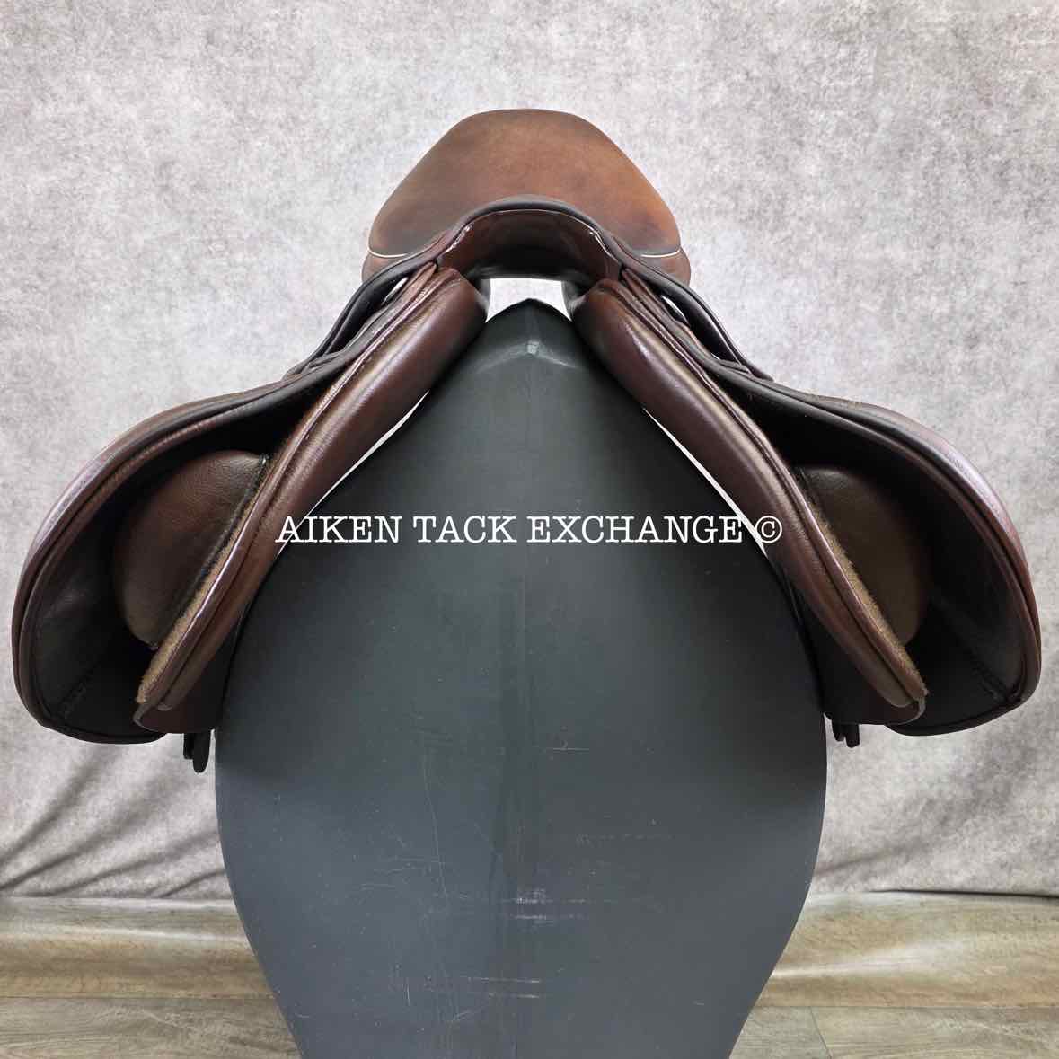 2016 Pegasus Butterfly Claudia Close Contact Jump Saddle, 17" Seat, Flexible Self-Adjusting & Self-Adapting ComfortFit Tree