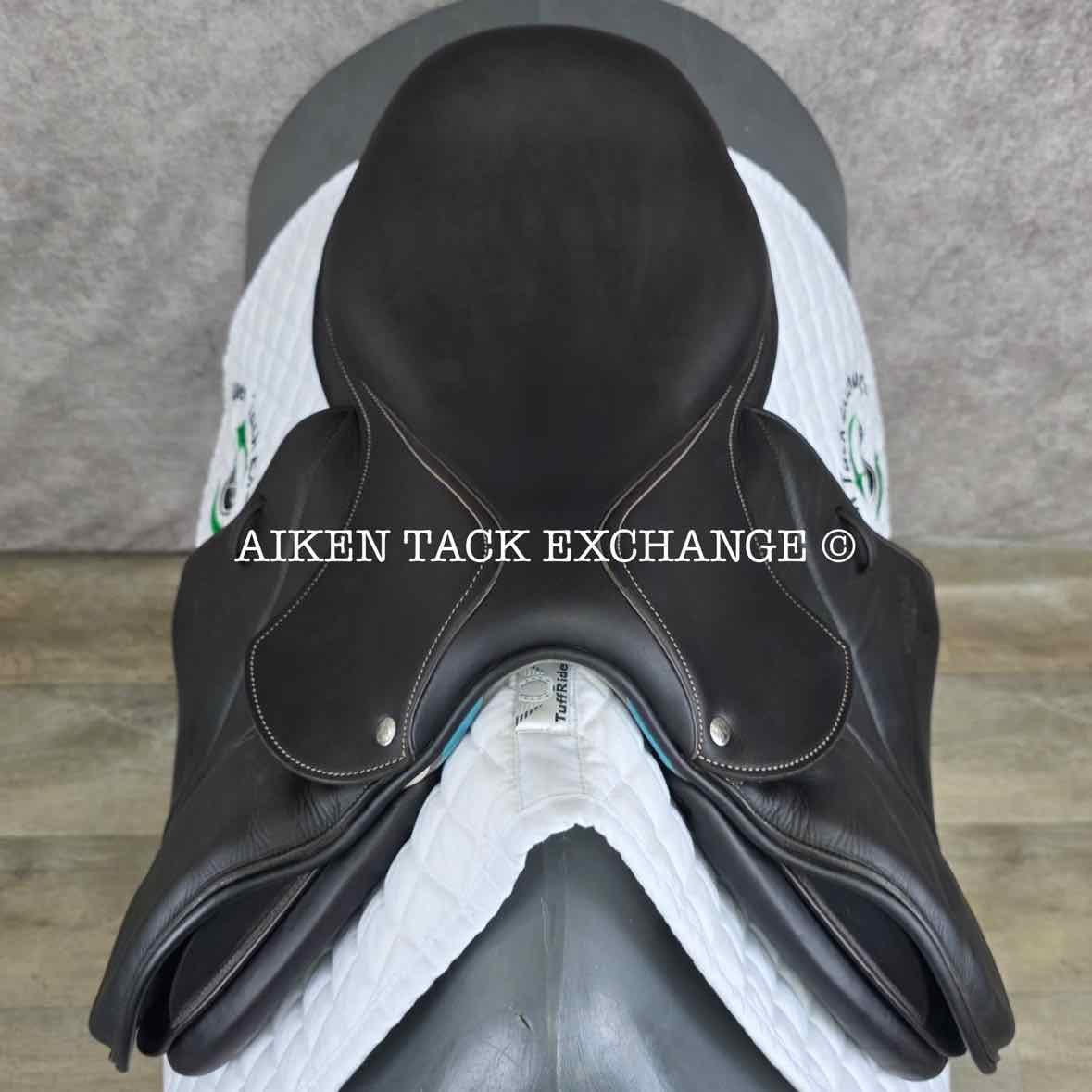 2019 Voltaire Blue Infinite Close Contact Jump Saddle, 17" Seat, 2A Flap, Medium Wide Tree, PRO Panels, Full Buffalo Leather