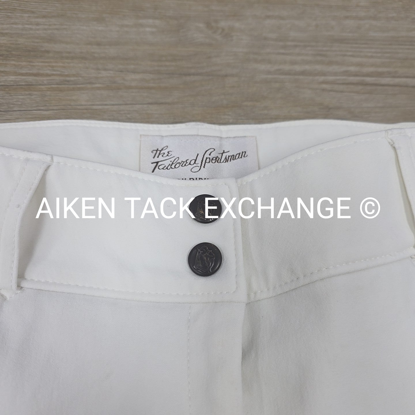 Tailored Sportsman Trophy Hunter Knee Patch Breeches, Size 32