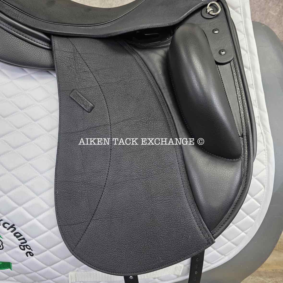 2025 Custom Saddlery Wolfgang Constanze 2 Monoflap Dressage Saddle, 17.5" Seat, Adjustable Tree, Wool Flocked Panels