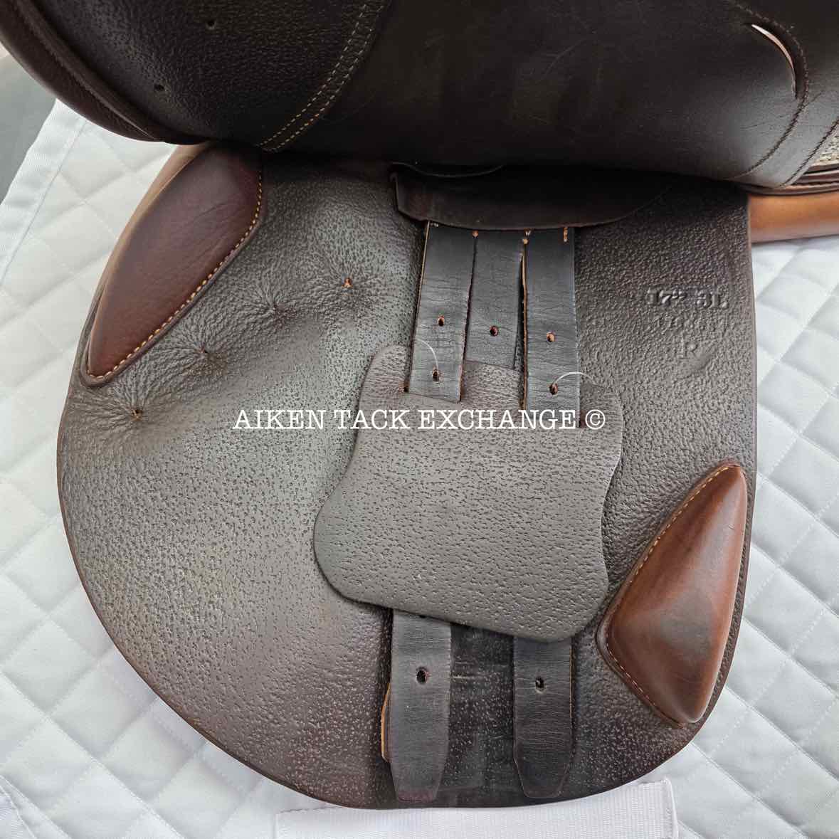 2017 PJ Close Contact Jump Saddle, 17" Seat, 3L Flap, Medium Wide Tree, Foam Panels