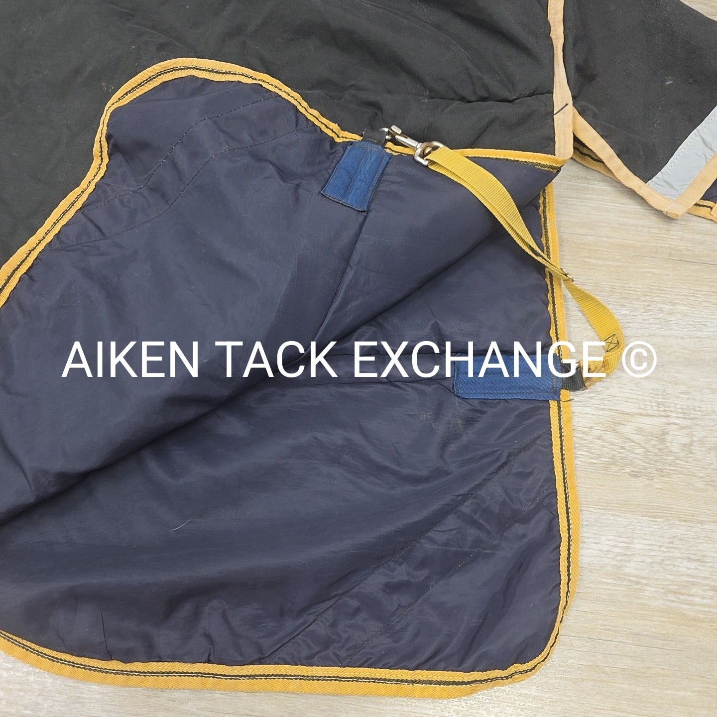 Horseware Rambo Heavy Weight Turnout Blanket with Neck Cover, 75"