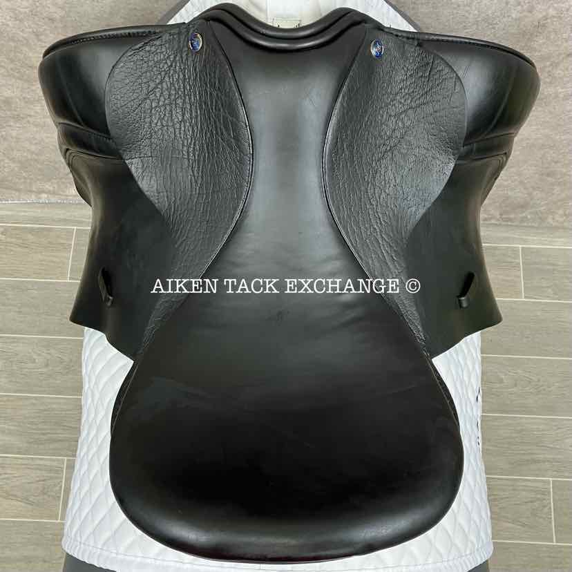 Hulsebos WB3 Dressage Saddle, 17" Seat, M/MW Tree, Wool Flocked Panels